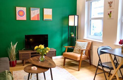 Oban Apartment | New 1BR Newly Renovated Flat with free parking