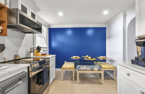 Historic District - North Apartment | New 2/2 Garden apartment in Historic District