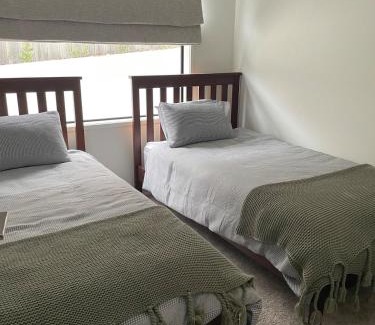 Waihi Beach Apartment | New 2 bedroom unit close to Beach and Village