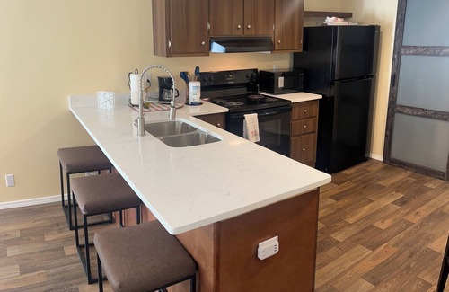 Interchange Square House | New! 3/2 House: 10 min beach, 50 min Space Center