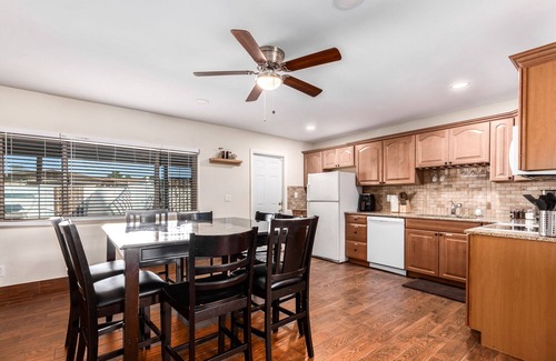 Mesa House | NEW 3 BR Home - Private pool & Backyard OASIS with BBQ Grill, Firepit, Turf