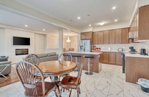 Caledonia House | New 4 Beds & 3 Baths with Parking at Haldimand Ontario
