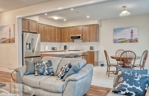 Caledonia House | New 4 Beds & 3 Baths with Parking at Haldimand Ontario