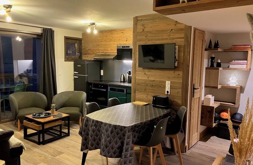 Montalbert Apartment | 🎄New! 51m² 2-bedroom apartment in 6-person chalet in La Plagne Montalbert🎄