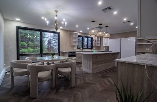 Ellenville House | NEW! 8BR Catskills Retreat: Hot Tub-Pool Skiing-Fireplace-WiFi-Mountain Views