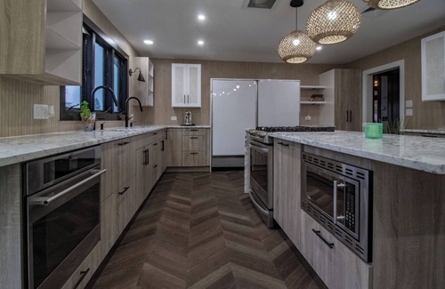 Ellenville House | NEW! 8BR Catskills Retreat: Hot Tub-Pool Skiing-Fireplace-WiFi-Mountain Views