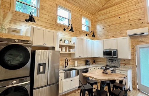 Cub Run Cabin | ✨NEW A-Frame Cabin near Mammoth Cave National Park with lake views!
