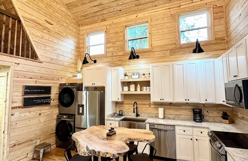 Cub Run Cabin | ✨NEW A-Frame Cabin near Mammoth Cave National Park with lake views!