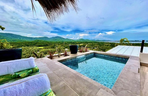 Potrero Apartment | NEW ! Abricolibri : Romantic Suite with breathtaking ocean view