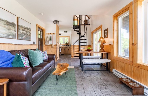 Parksville House | NEW: Adorable Tiny Home with/Spectacular Views