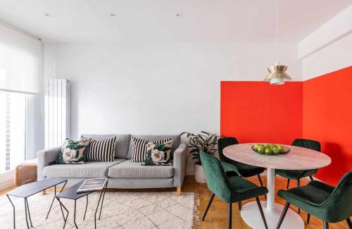 San Sebastian Apartment | New Amara Suite Friends & Families Parking
