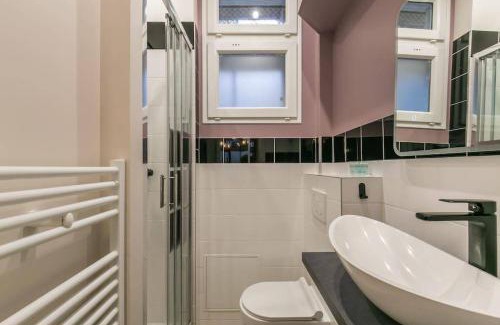 12th Arrondissement Apartment | New and Cosy in heart of Paris, 12e, 4pers