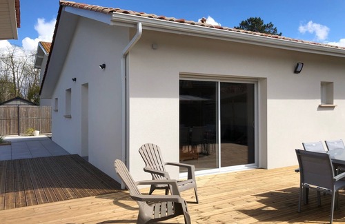 Le Teich House | New and functional house