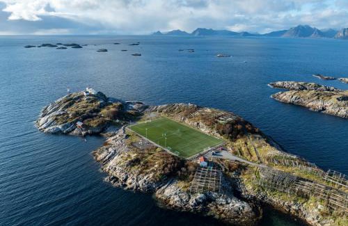 Henningsvaer Apartment | New and modern apartment in Henningsvær