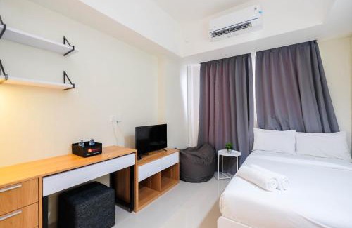 Pondokcina Apartment | New and Nice Studio at Evenciio Margonda Apartment By Travelio