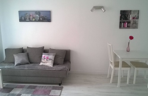 Saint-Medard-en-Jalles Apartment | New! Apartment new and cozy between Bordeaux and the ocean!