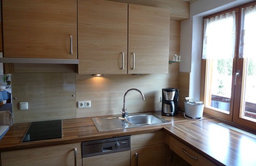 Weissbach an der Alpenstrasse House | New apartment 40m², shower/toilet, quiet location, hiking trails from the house