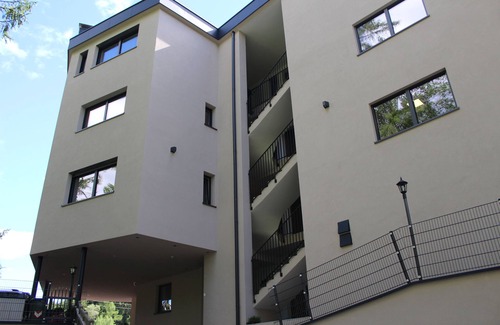 Avelengo Apartment | New apartment hotel in Avelengo near Merano, South Tyrol, with breakfast and wellness