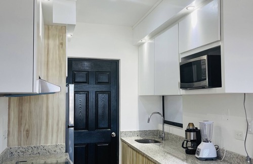 Cerritos Apartment | New apartment just 3 min from the beach! with all services