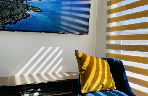 Cerritos Apartment | New apartment just 3 min from the beach! with all services