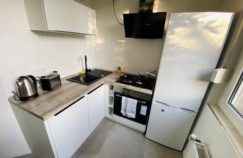Geseke Apartment | New Apartment l 3 Beds l 2 Bedrooms l Wi-fi