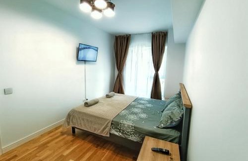 Iasi Apartment | New Apartment near Airport with Shop and Free Parking