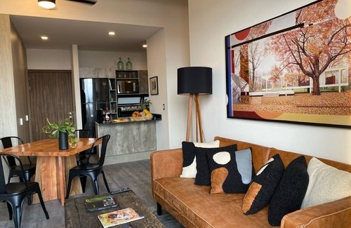 Lafayette Apartment | New Apartment with Amazing Decoration