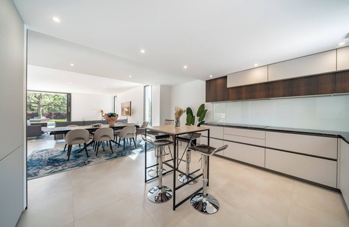 Valbonne Villa | New Architectural Modern Villa n