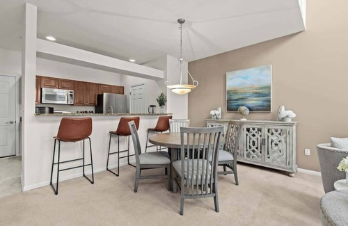 Auburn Hills House | *NEW* Auburn Hills DT Condo