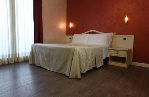 San Bartolomeo al Mare Hotel | New Automatic Villa Daniela