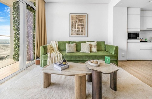 Old Dubai Apartment | New Beach & Creek View 2BR in Palace Residences