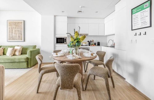 Old Dubai Apartment | New Beach & Creek View 2BR in Palace Residences