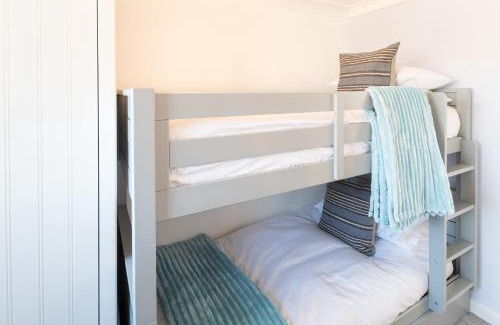 West Bay Apartment | NEW Beachfront Apartment slps 4, West Bay, Dorset