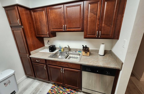 Entertainment District Condo | New Beautiful Condo in Heart of Scottsdale! Lux King Bed