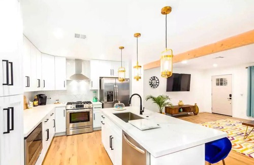 New Papago Parkway House | New! Blissful on Beatrice - Heated Pool, Mini Golf, Dog House, Outdoor Fire Pit