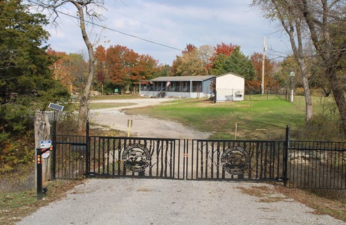 Kingston House | NEW! Bohemian Rhapsody(Suite 5) - TLFC