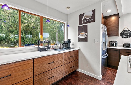 Auburn House | *New * Breathtaking property Epic Mt Rainier Views