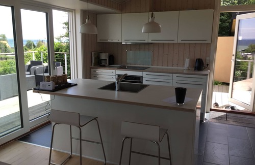 Grønninghoved Strand House | New, bright, well-equipped cottage with stunning panoramic views