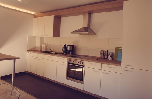 Schnelsen Apartment | NEW BUILDING 2015, 80m², 3 rooms, near Niendorfer enclosure