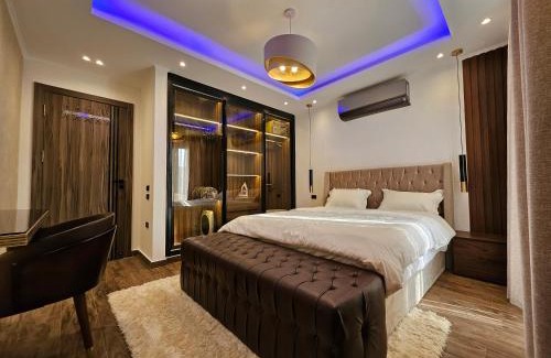 New Cairo Hotel | New Cairo's Poolside Oasis