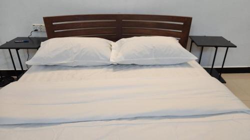 Hithadhoo House | New Castle Inn