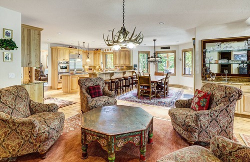 Christie Heights House | NEW Cedar Lodge on Peak 8, Nordic Trails and Epic VIews!
