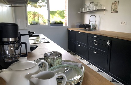 Aizecourt-le-Haut House | New: Charm and comfort in a village 5 km from the Historial de Péronne