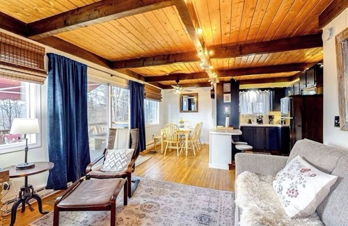 Whitefield House | NEW! Charming 3BD/1.5BA with mountain views, 2 fire places and a big deck