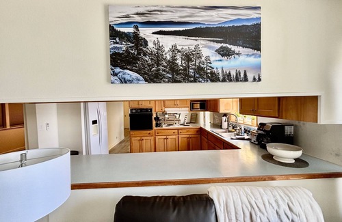 Hope Cottage | New! Charming Blue Haven Cottage with Amazing Lake Pend Oreille Views!