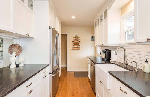 Sequim House | New! Charming Vintage House in the Heart of Sequim