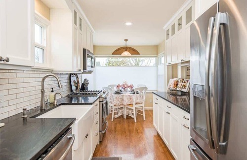 Sequim House | New! Charming Vintage House in the Heart of Sequim