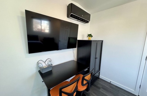 Garfield Apartment | New City Loft Cozy With Backyard Unit C