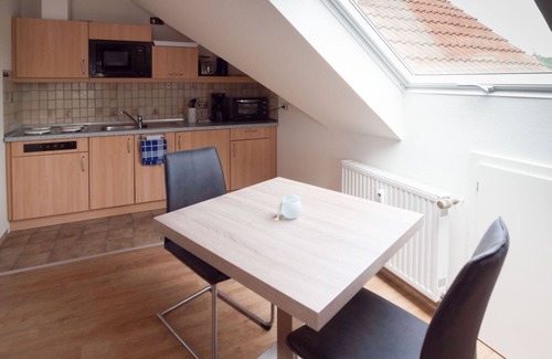 Bad Arolsen Apartment | New! Comfortable apartment with lake view