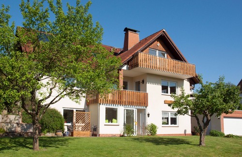 Bad Arolsen Apartment | New! Comfortable apartment with lake view